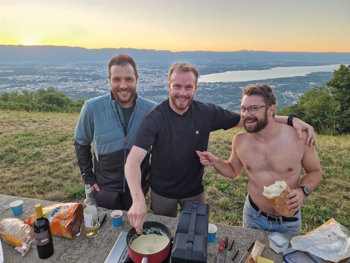 Fondue au sommet avec vue sur le Léman